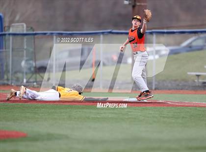 Thumbnail 3 in Amanda-Clearcreek vs Beren Union photogallery.
