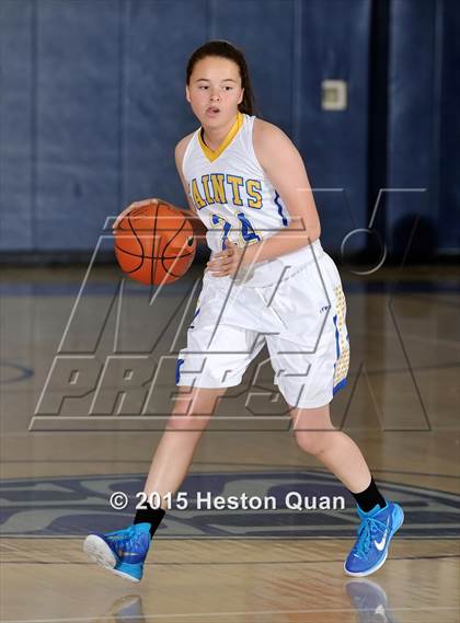 Thumbnail 1 in San Dimas vs. University (MaxPreps Holiday Classic) photogallery.