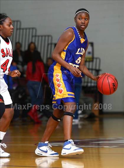 Thumbnail 2 in Smith vs. Salem  (Lady Greyhound Classic) photogallery.