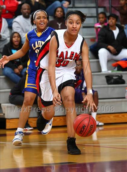 Thumbnail 1 in Smith vs. Salem  (Lady Greyhound Classic) photogallery.