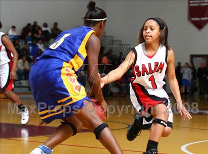 Thumbnail 2 in Smith vs. Salem  (Lady Greyhound Classic) photogallery.