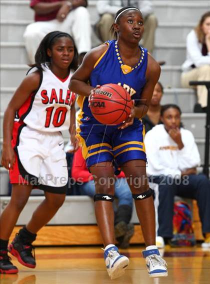 Thumbnail 2 in Smith vs. Salem  (Lady Greyhound Classic) photogallery.