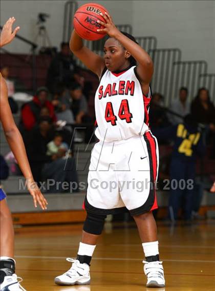 Thumbnail 2 in Smith vs. Salem  (Lady Greyhound Classic) photogallery.