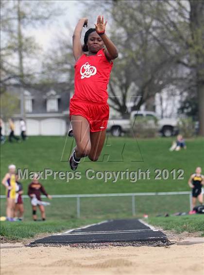 Thumbnail 1 in Iowa City Sherwood Relays (Long Jump/High Jump) photogallery.