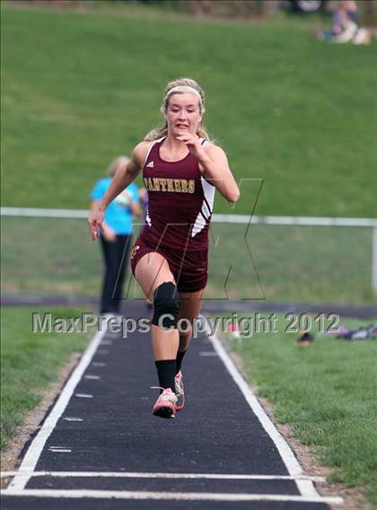 Thumbnail 3 in Iowa City Sherwood Relays (Long Jump/High Jump) photogallery.
