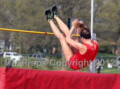 Thumbnail 3 in Iowa City Sherwood Relays (Long Jump/High Jump) photogallery.