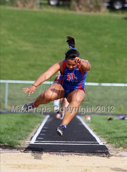 Thumbnail 2 in Iowa City Sherwood Relays (Long Jump/High Jump) photogallery.