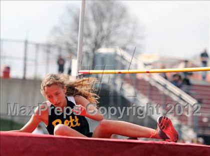Thumbnail 3 in Iowa City Sherwood Relays (Long Jump/High Jump) photogallery.