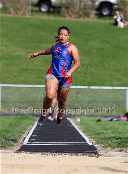 Thumbnail 1 in Iowa City Sherwood Relays (Long Jump/High Jump) photogallery.