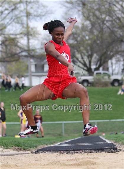 Thumbnail 1 in Iowa City Sherwood Relays (Long Jump/High Jump) photogallery.