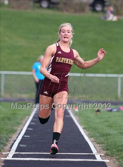 Thumbnail 1 in Iowa City Sherwood Relays (Long Jump/High Jump) photogallery.