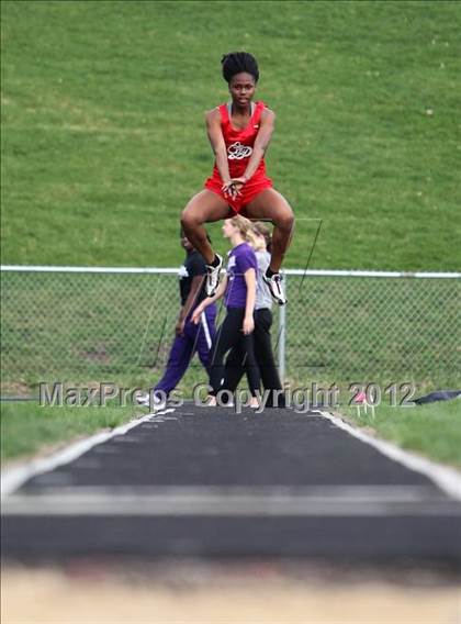 Thumbnail 3 in Iowa City Sherwood Relays (Long Jump/High Jump) photogallery.