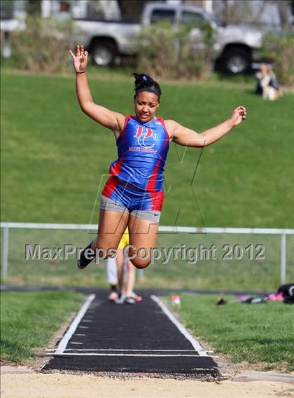 Thumbnail 3 in Iowa City Sherwood Relays (Long Jump/High Jump) photogallery.