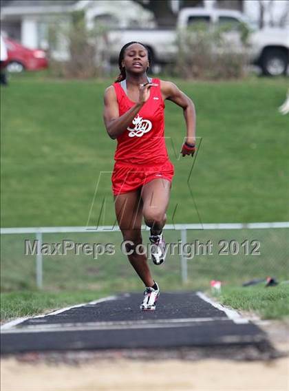 Thumbnail 2 in Iowa City Sherwood Relays (Long Jump/High Jump) photogallery.