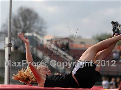Thumbnail 1 in Iowa City Sherwood Relays (Long Jump/High Jump) photogallery.