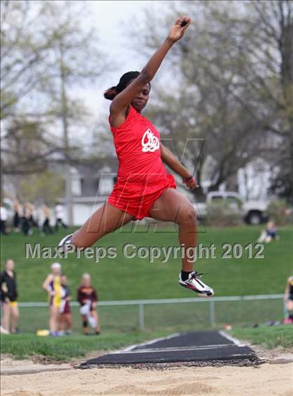 Thumbnail 3 in Iowa City Sherwood Relays (Long Jump/High Jump) photogallery.