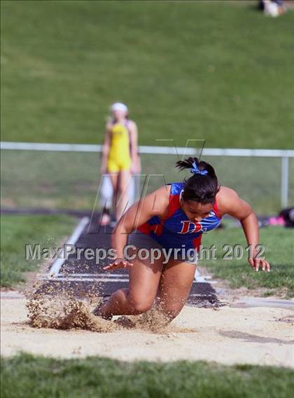 Thumbnail 1 in Iowa City Sherwood Relays (Long Jump/High Jump) photogallery.