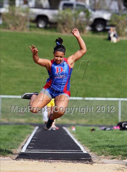 Thumbnail 1 in Iowa City Sherwood Relays (Long Jump/High Jump) photogallery.