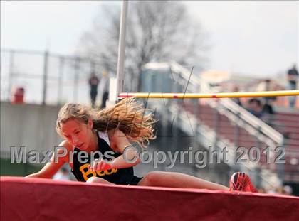 Thumbnail 1 in Iowa City Sherwood Relays (Long Jump/High Jump) photogallery.