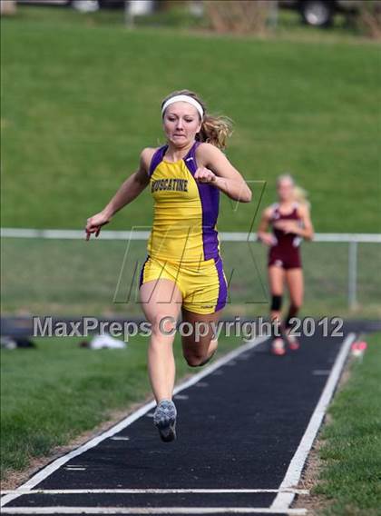 Thumbnail 2 in Iowa City Sherwood Relays (Long Jump/High Jump) photogallery.