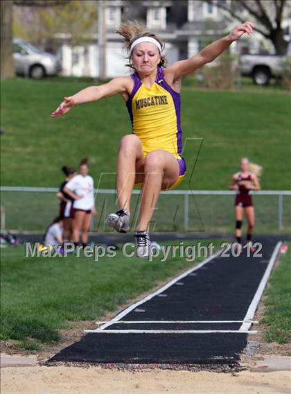 Thumbnail 2 in Iowa City Sherwood Relays (Long Jump/High Jump) photogallery.