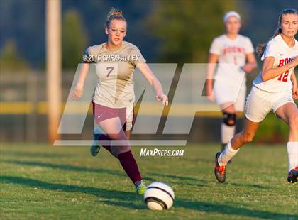 Thumbnail 3 in Dobyns-Bennett @ Daniel Boone photogallery.