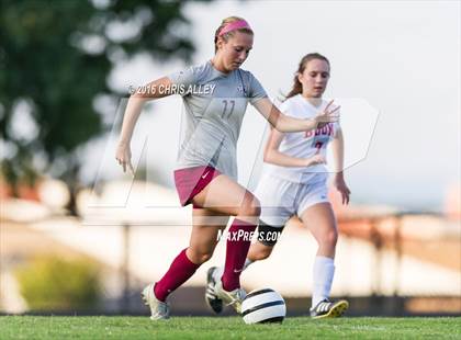 Thumbnail 3 in Dobyns-Bennett @ Daniel Boone photogallery.