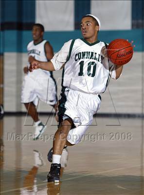 Thumbnail 3 in Lake Travis @ Connally photogallery.