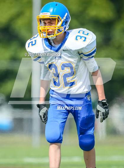 Thumbnail 1 in Alden @ Tonawanda photogallery.