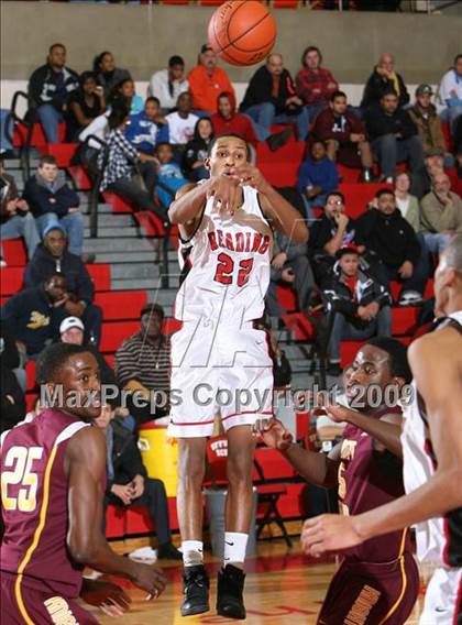 Thumbnail 2 in Mt. Vernon vs Reading (Reading Invitational) photogallery.
