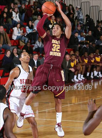 Thumbnail 2 in Mt. Vernon vs Reading (Reading Invitational) photogallery.