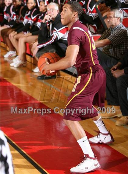 Thumbnail 3 in Mt. Vernon vs Reading (Reading Invitational) photogallery.