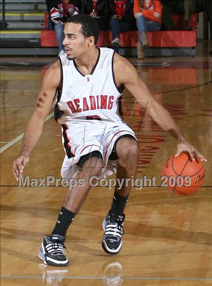 Thumbnail 3 in Mt. Vernon vs Reading (Reading Invitational) photogallery.