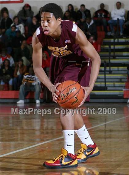 Thumbnail 3 in Mt. Vernon vs Reading (Reading Invitational) photogallery.