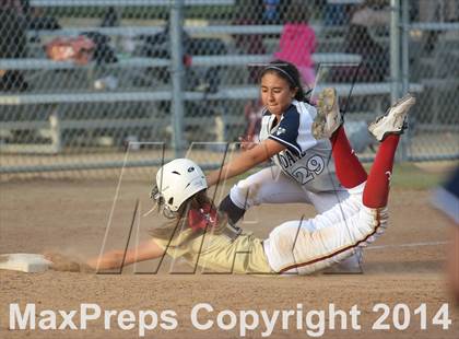Thumbnail 2 in Notre Dame @ Alemany photogallery.