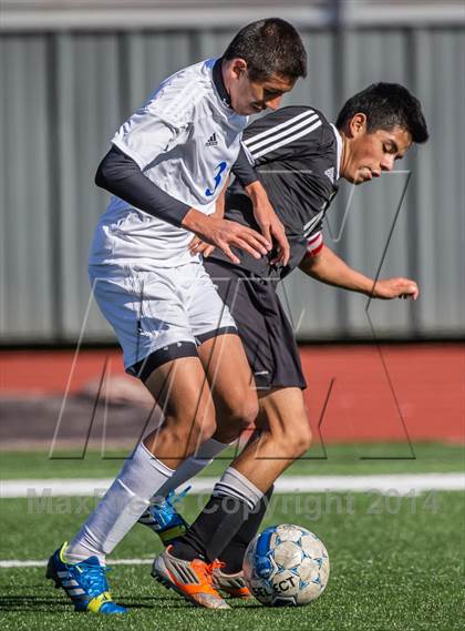 Thumbnail 2 in Pasadena Memorial vs Channelview (Pasadena Cup) photogallery.