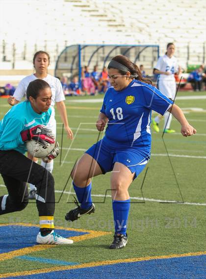 Thumbnail 1 in Decatur vs Boswell (EMSISD X-Town Shootout) photogallery.