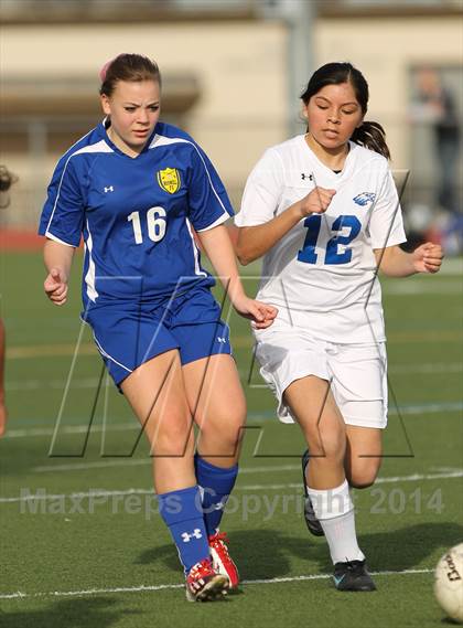 Thumbnail 2 in Decatur vs Boswell (EMSISD X-Town Shootout) photogallery.