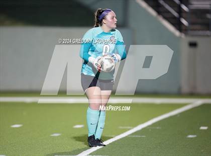 Thumbnail 1 in Keller Central vs Southlake Carroll photogallery.