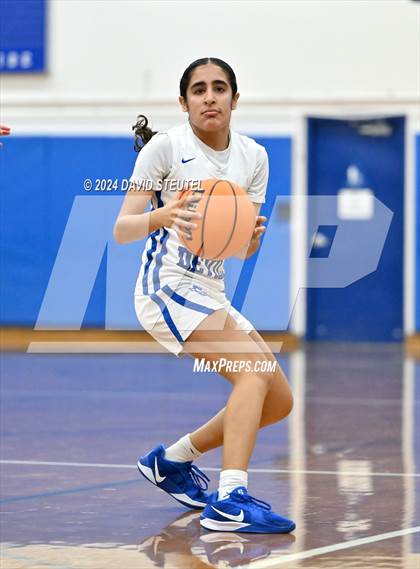 Thumbnail 3 in Vista del Lago vs. Davis Sr. (Dorothy Speck Memorial) photogallery.