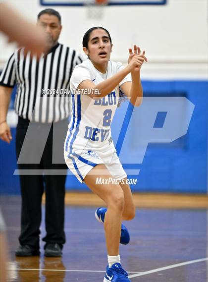 Thumbnail 2 in Vista del Lago vs. Davis Sr. (Dorothy Speck Memorial) photogallery.