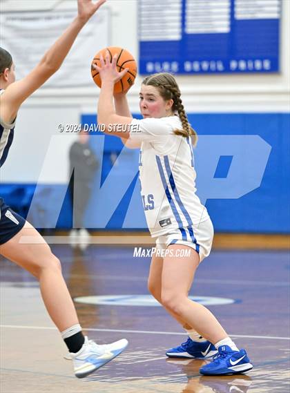 Thumbnail 1 in Vista del Lago vs. Davis Sr. (Dorothy Speck Memorial) photogallery.