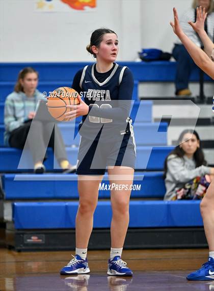 Thumbnail 2 in Vista del Lago vs. Davis Sr. (Dorothy Speck Memorial) photogallery.