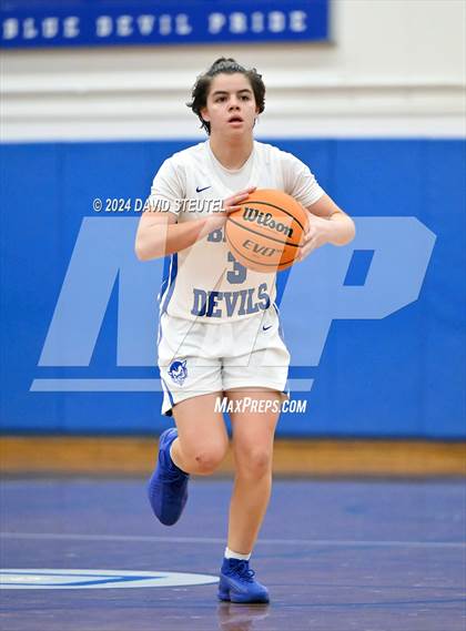 Thumbnail 2 in Vista del Lago vs. Davis Sr. (Dorothy Speck Memorial) photogallery.
