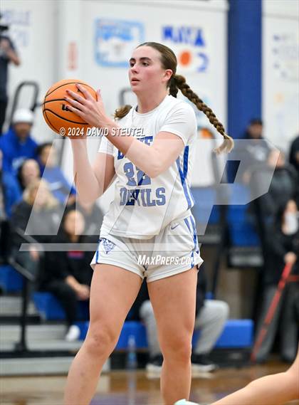 Thumbnail 1 in Vista del Lago vs. Davis Sr. (Dorothy Speck Memorial) photogallery.