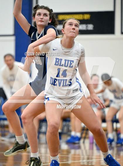 Thumbnail 1 in Vista del Lago vs. Davis Sr. (Dorothy Speck Memorial) photogallery.