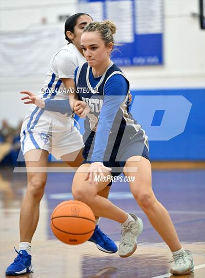 Thumbnail 2 in Vista del Lago vs. Davis Sr. (Dorothy Speck Memorial) photogallery.