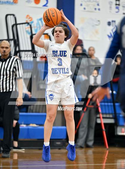 Thumbnail 1 in Vista del Lago vs. Davis Sr. (Dorothy Speck Memorial) photogallery.