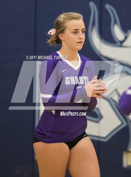 Thumbnail 3 in Montgomery vs. Shasta photogallery.