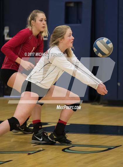 Thumbnail 3 in Montgomery vs. Shasta photogallery.